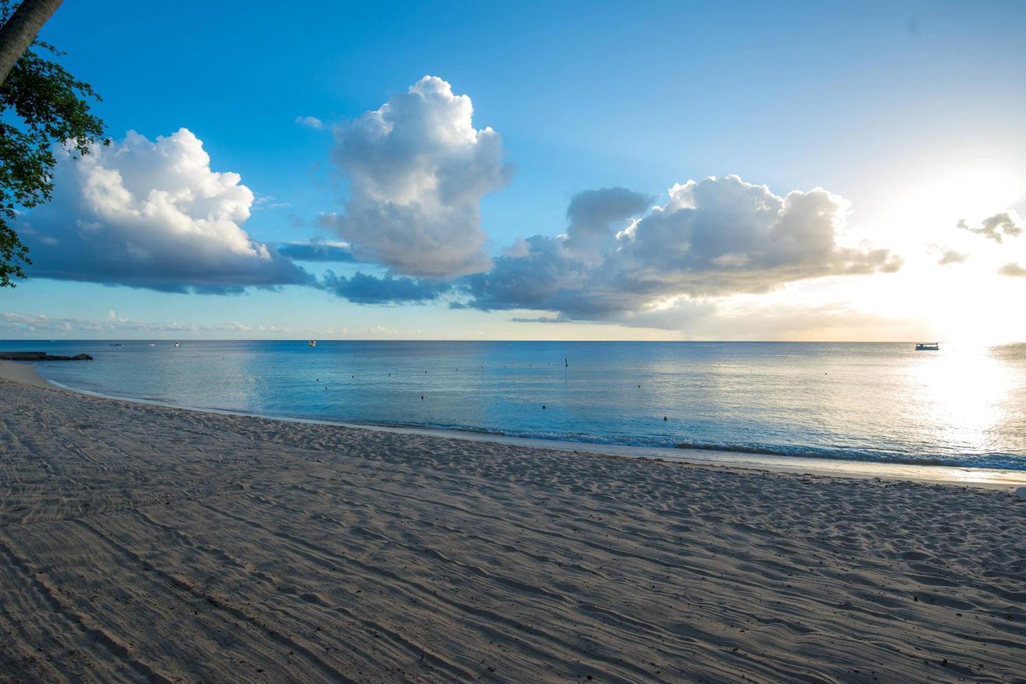 Tamarind, Barbados, An Autograph Collection All-Inclusive Resort (Adults Only) Сейнт Джеймс Екстериор снимка